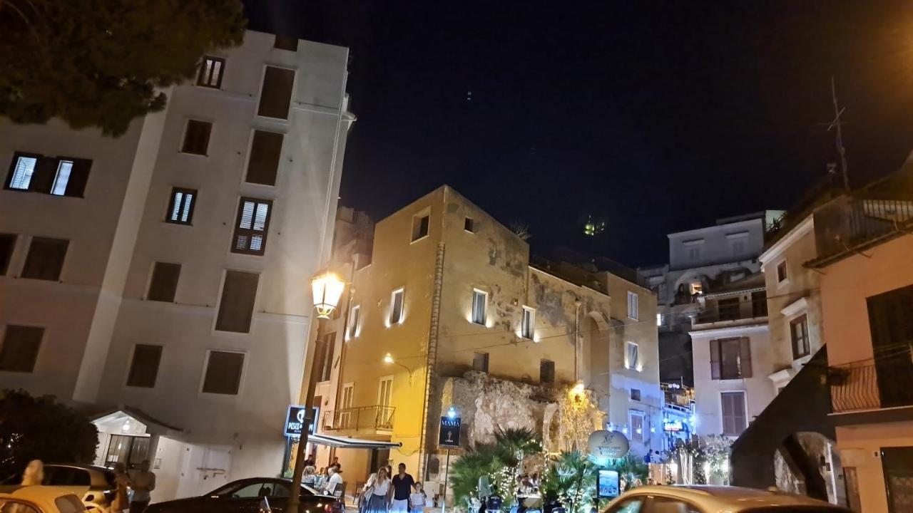 Caieta Housing Hotel Gaeta Exterior photo